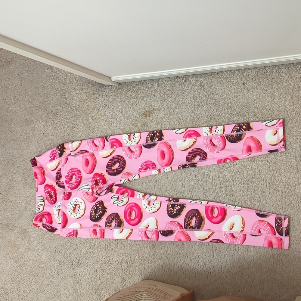 Love Fitness pink donut leggings size small
